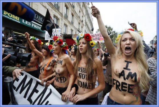 femen-protesters-echo-hippies-of-the-make-love-not-war-1960s